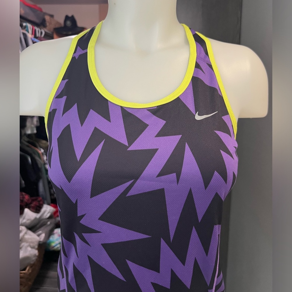 Nike Dri Fit Purple Pattern Workout Tank Top - Picture 2 of 8
